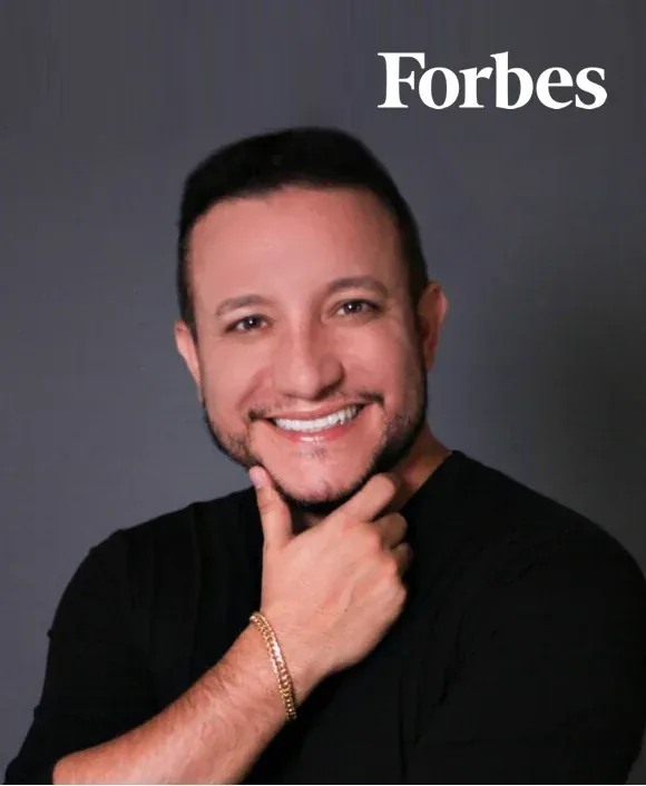 Forbes: Como André Oliveira foi de vendedor de geladinho a proprietário da CredFácil